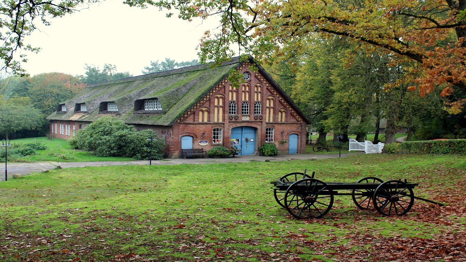 Farm House Lands